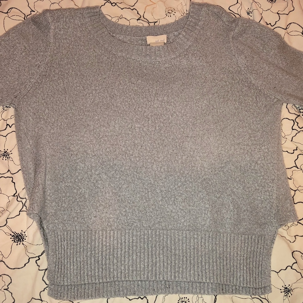Pullover Sweater - Picture 3 of 3
